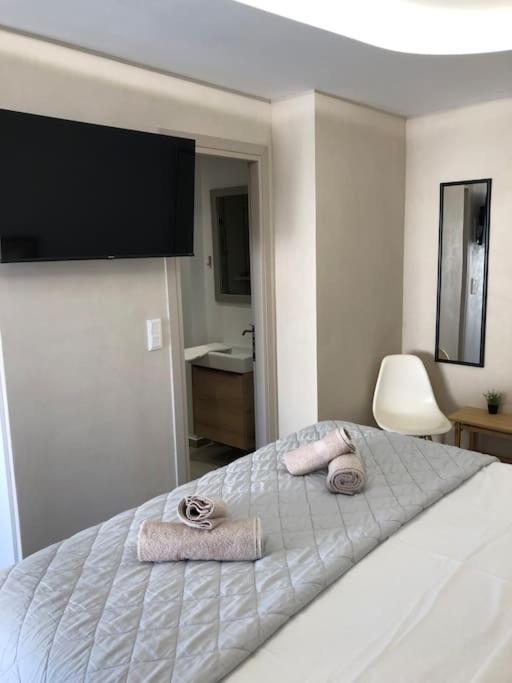 Anastasia Suite/byartistunknown Apartment *